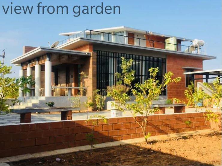 Little Mermaid Garden Guest house